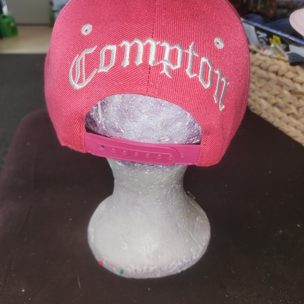 Hat - Picture 4 of 5